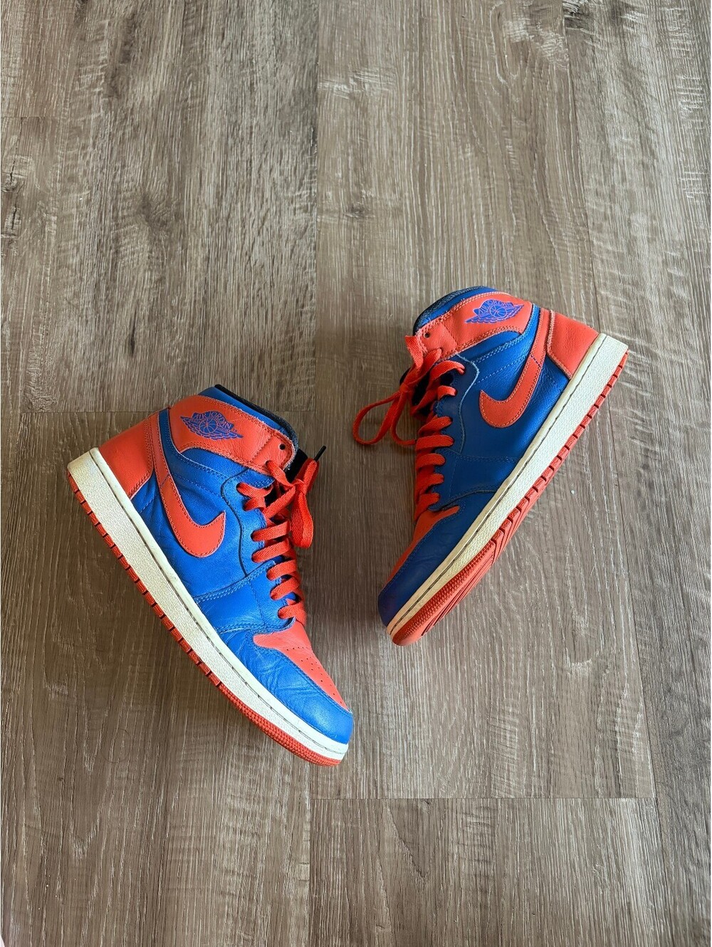 Jordan 1 High Knicks size 9.5